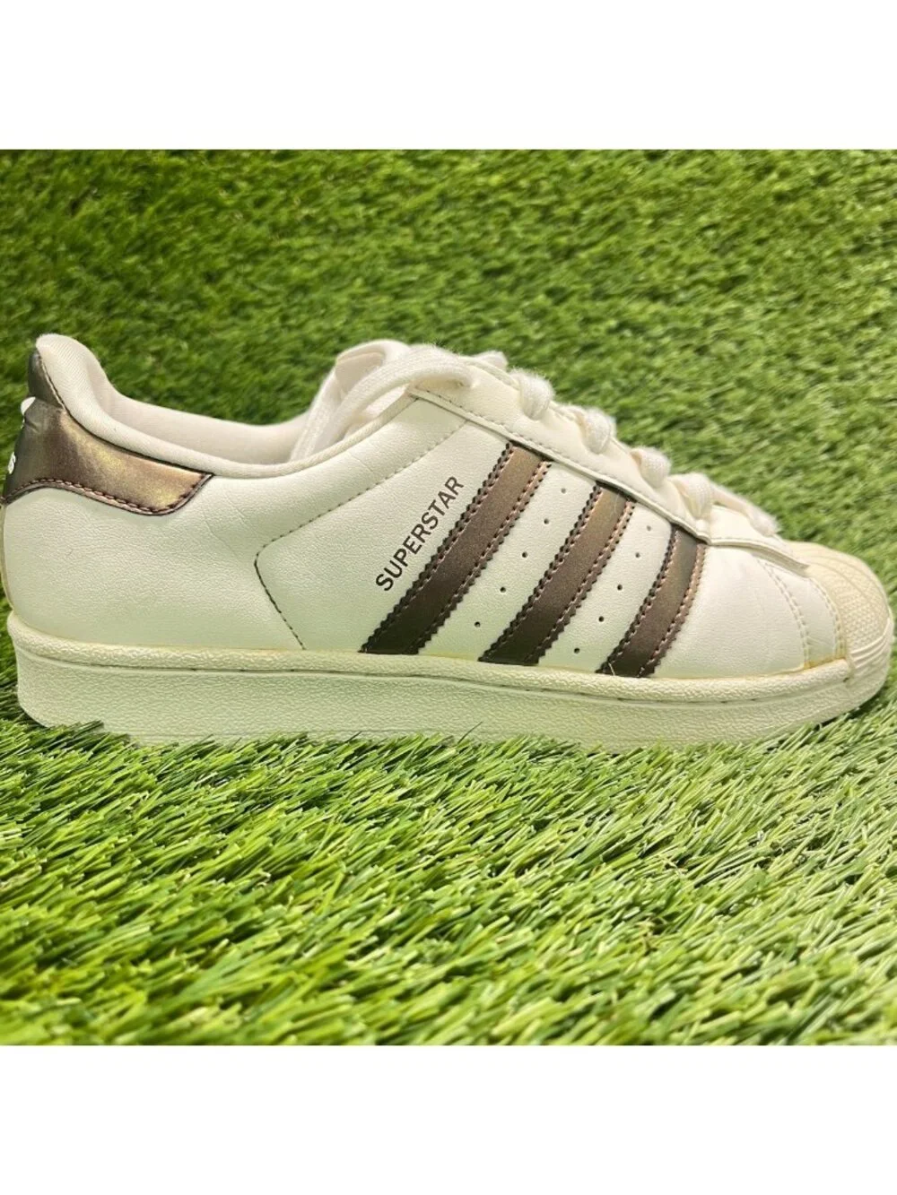 Adidas Superstar II Boys Size 5.5Y Off White Earth Athletic Shoes Sneakers